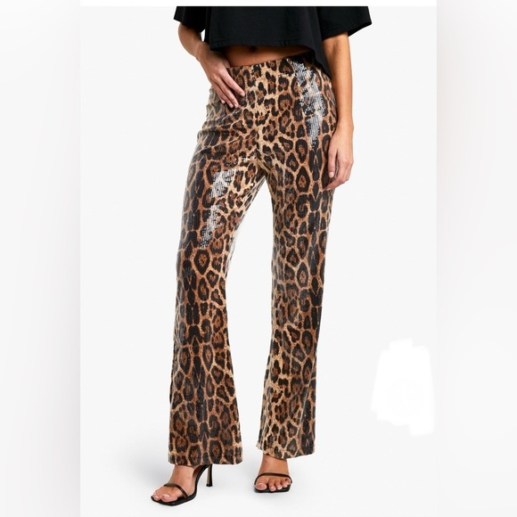 Boohoo Pants - NWT Boohoo Leopard Print Flare trousers